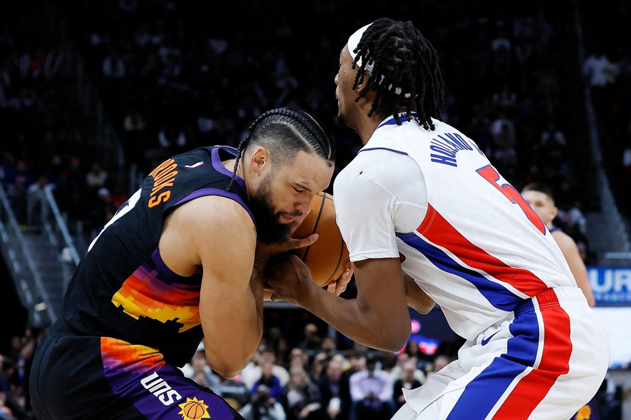 世界杯直播下载官网-堪称翻版火箭！残阵将东部第一逼入绝境 杜兰特1换8含金量又提升